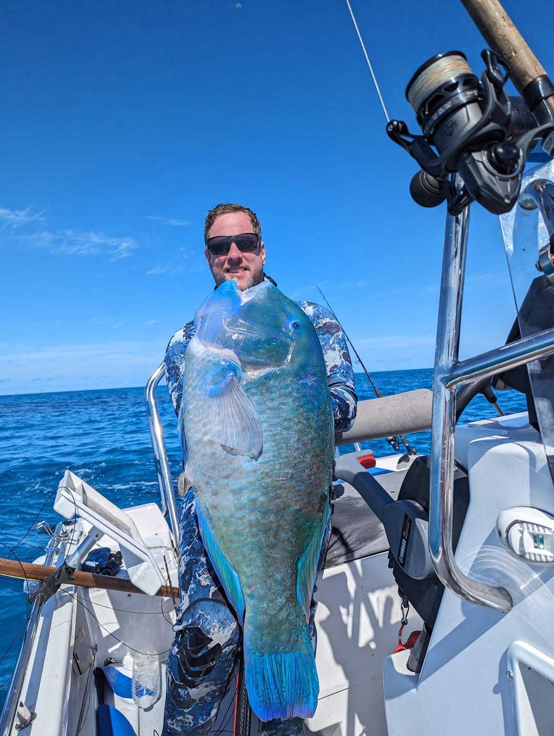 Eastons'-Anglers-Den-Hervey-Bay-Fishos-Legend-Jason Amos